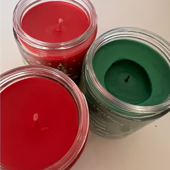 3 Bath & Body Works Tis The Season & Vanilla Bean Single Wick Scented Candle Set - Picture 3 of 5